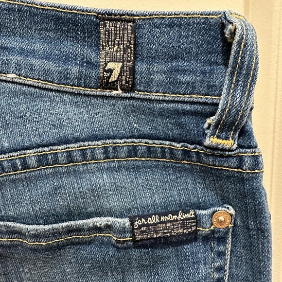 7 For All Mankind size 28 women’s straight jeans - Picture 2 of 6